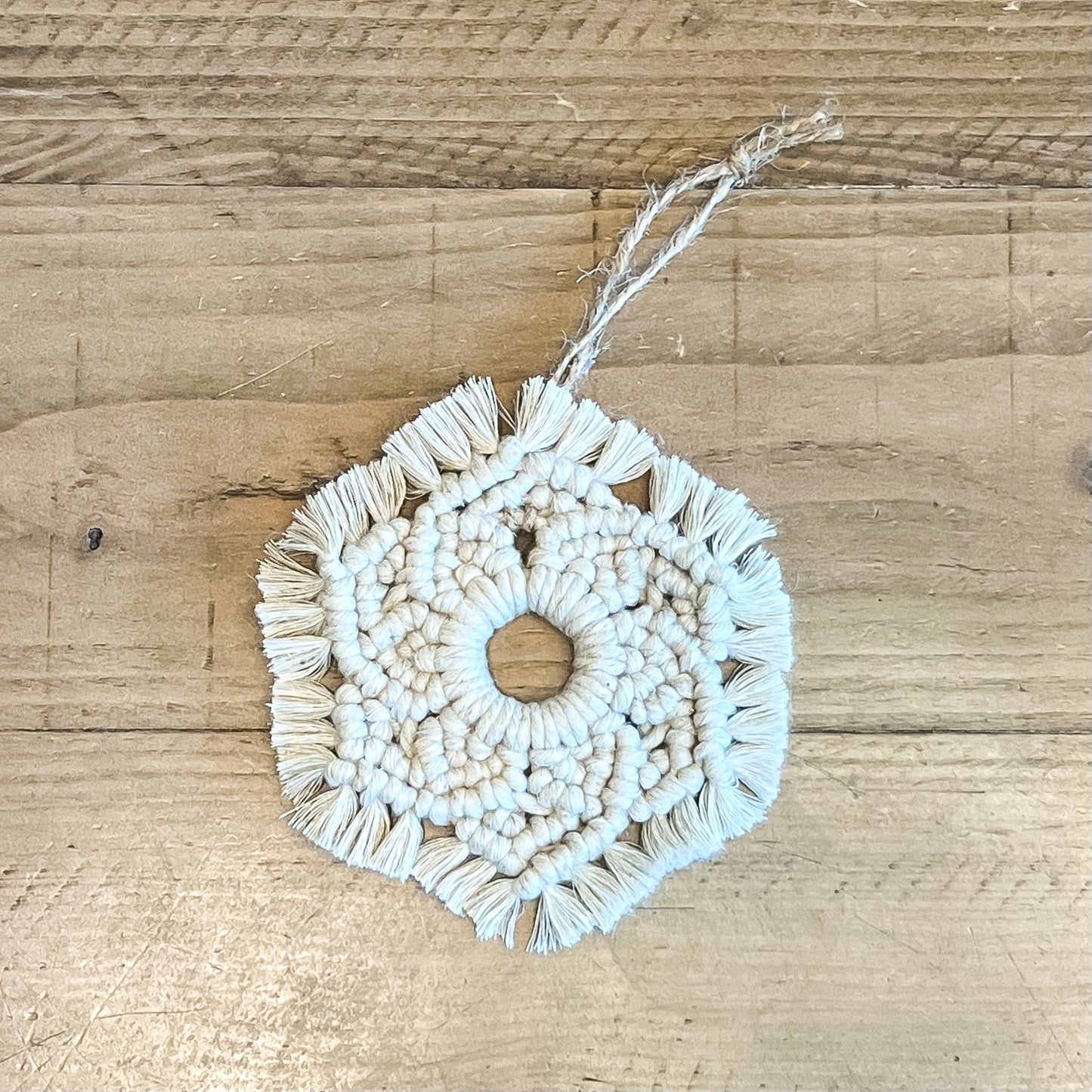 Macrame Snowflake Ornament | Linen